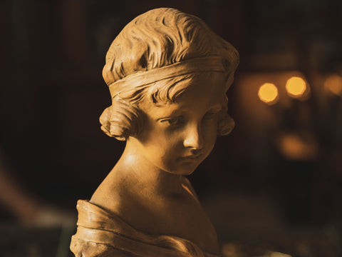 比 利 時 雕 塑 家 Gustave Van Vaerenbergh 少 女 半 身 像 —— G.V Vaerenbergh, numbered 1308 Terracotta Patina Bust of a Young Child