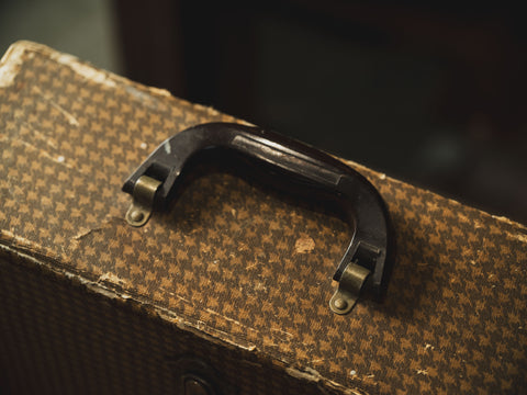 古董便攜式專輯箱 ——— Antique Record Album & Case