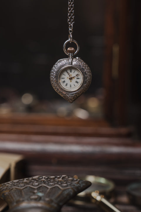 1930年代瑞士銀琺瑯心型懷錶