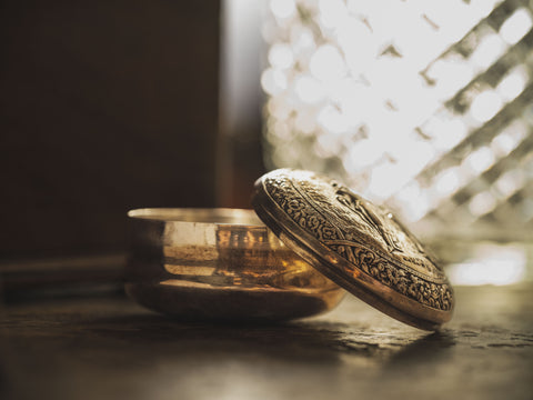 純銀古董盒 —— Unusual Antique Silver Box