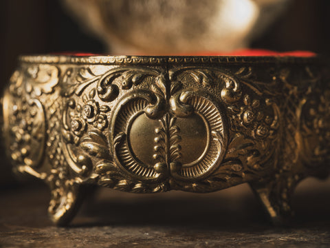 珠寶盒  —— Vintage Elegant Ornate Jewellery Box with Cameo