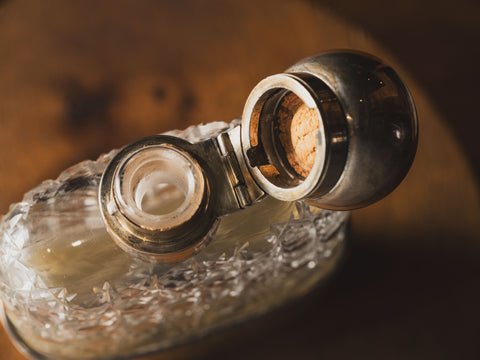 十九世紀水晶燒酒壺