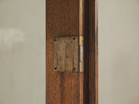 19世紀英國古董展示櫃