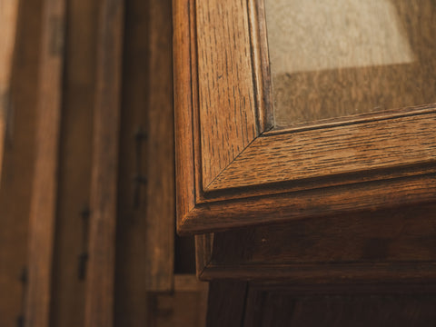 19世紀英國古董展示櫃