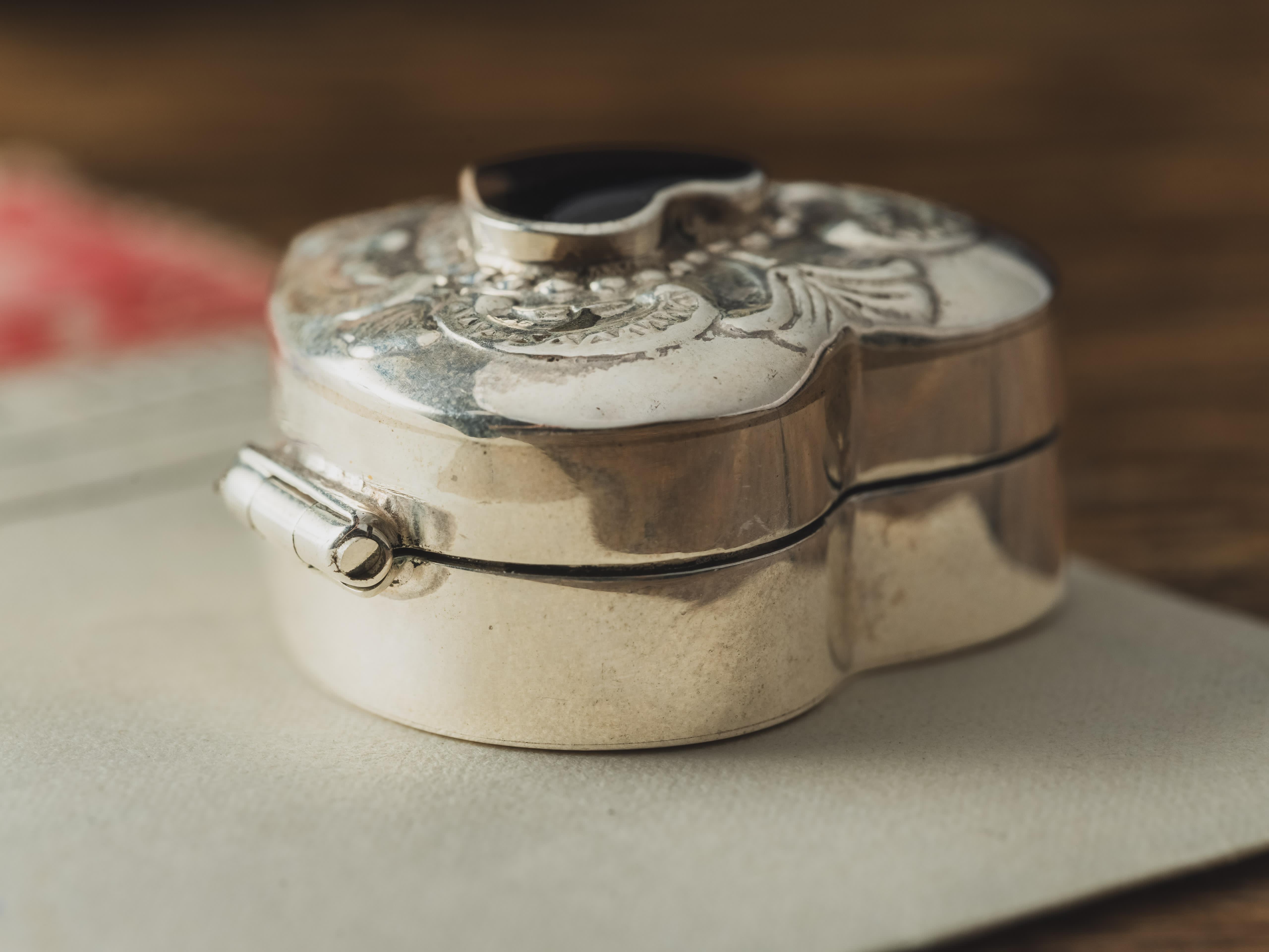 Silver – Galet Antique